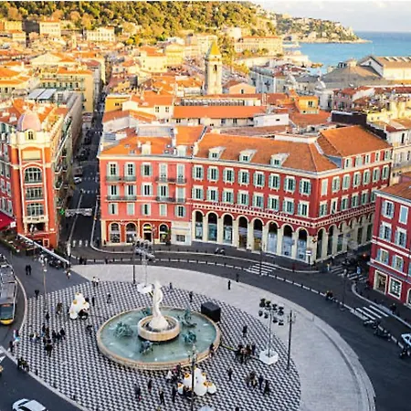 4 Couchages Idealement Place Promenade Des Anglais / Cours Saleya Nizza