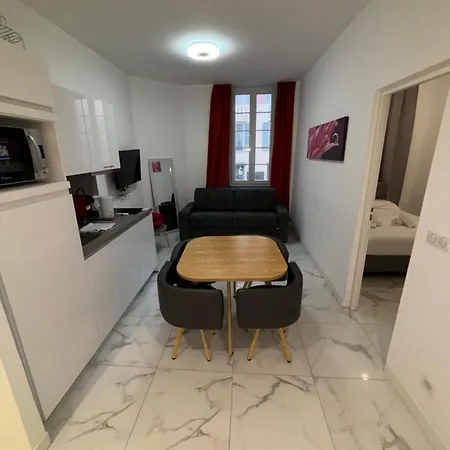 4 Couchages Idealement Place Promenade Des Anglais / Cours Saleya Appartamento *